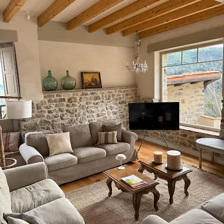 Caseria De Valeri Casa El Lagar Holiday home Villaviciosa (Asturias)
