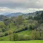 Casería De Valeri Сasa de vacaciones Villaviciosa (Asturias)