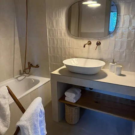 Caseria De Valeri Casa El Lagar *