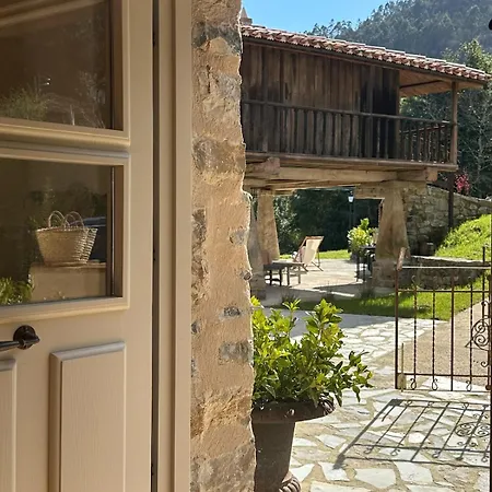 Caseria De Valeri Casa El Lagar Vakantiehuis Villaviciosa (Asturias)