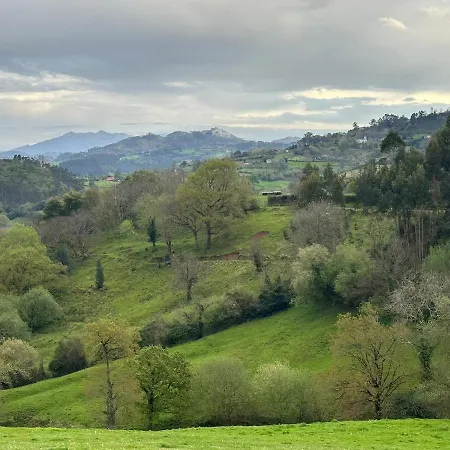 Caseria De Valeri Casa El Lagar Casa vacanze Villaviciosa (Asturias)