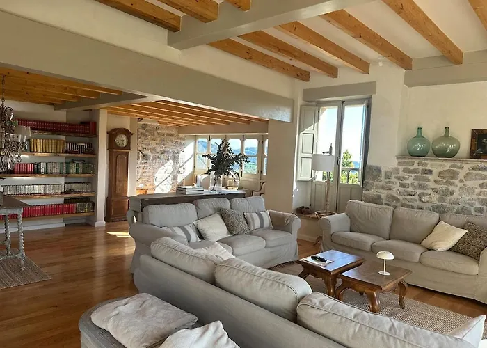 Caseria De Valeri Casa El Lagar Ferienhaus Villaviciosa (Asturias)