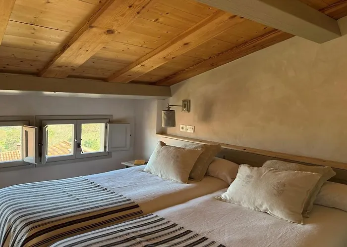 Caseria De Valeri Casa El Lagar *